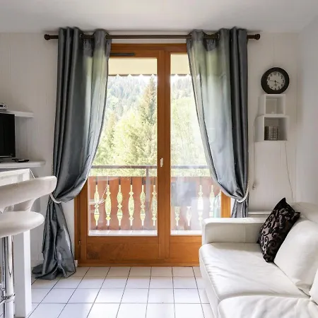 Inviting In With Balcony